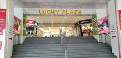 Lucky Plaza (D9), Retail #629257401